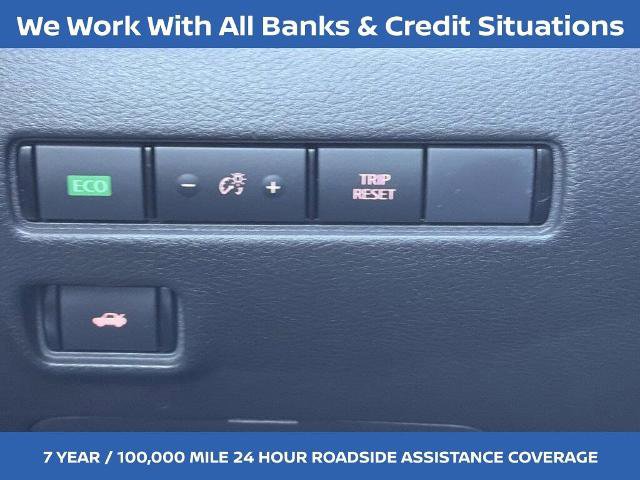 Certified 2025 Nissan Sentra SR image 24