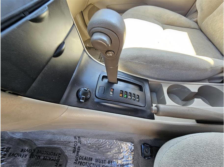 Used 2003 Toyota Corolla CE image 27