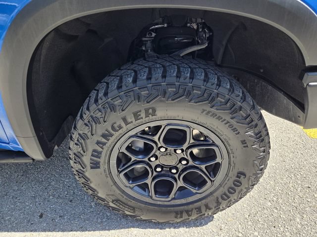 Used 2025 Chevrolet Silverado 1500 ZR2 w/ ZR2 Bison Edition AWD/4WD image 9