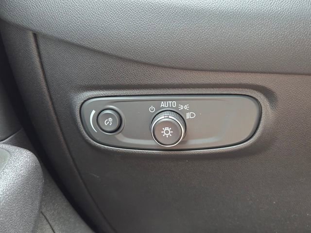 Certified 2024 Chevrolet Equinox LS w/ LS Convenience Package FWD image 33