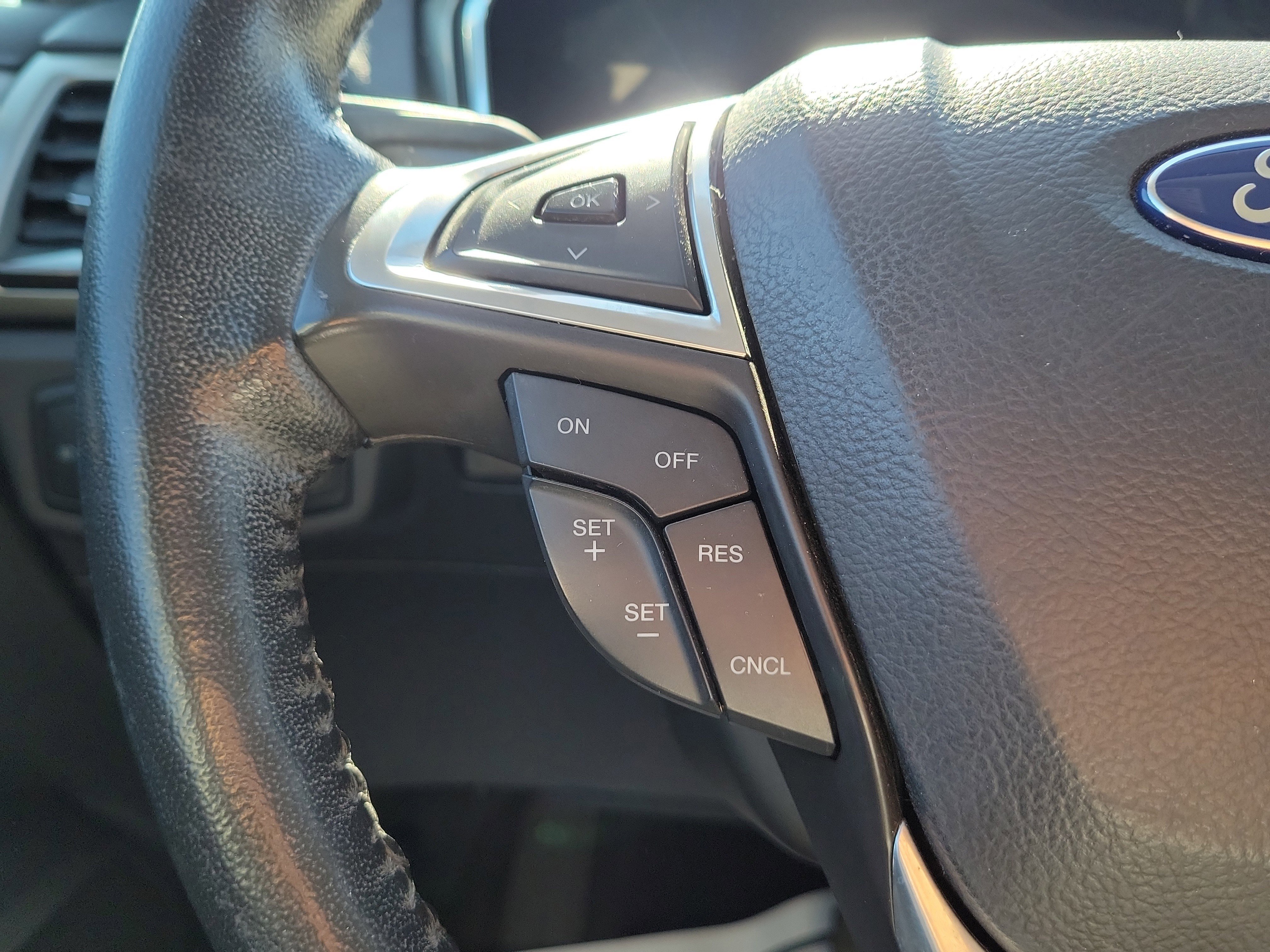 Used 2013 Ford Fusion SE image 23