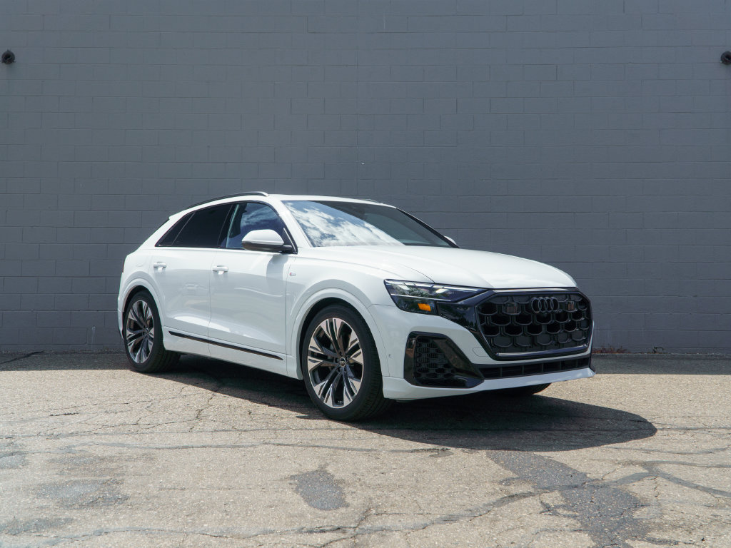 Certified 2026 Audi Q8 Premium Plus w/ Premium Plus Package AWD/4WD image 9