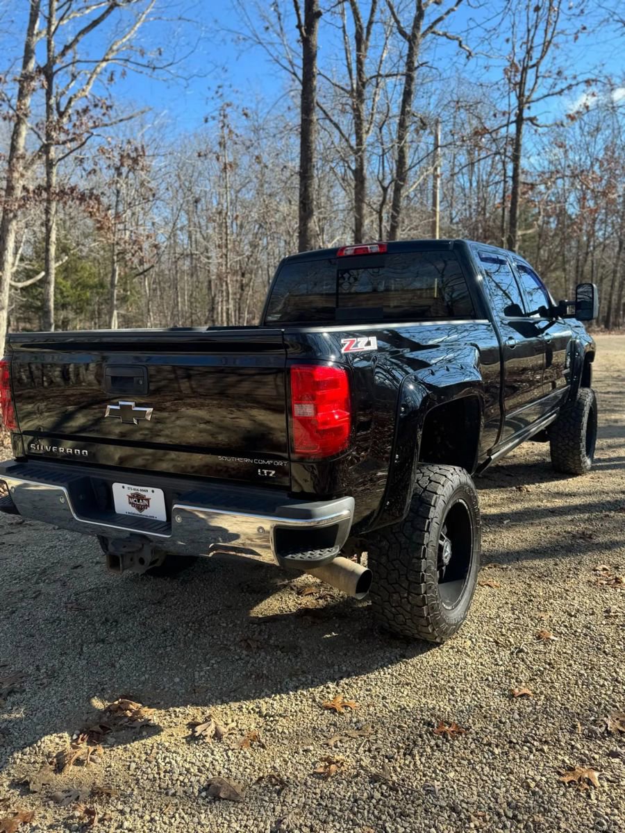 Used 2015 Chevrolet Silverado 2500 LTZ w/ Duramax Plus Package image 7