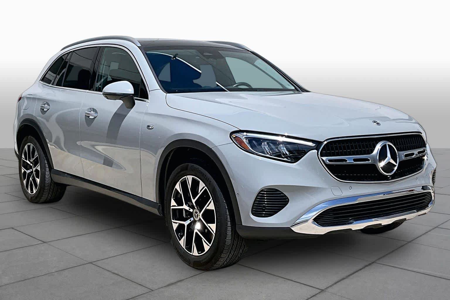 Certified 2025 Mercedes-Benz GLC 350e 4MATIC image 3