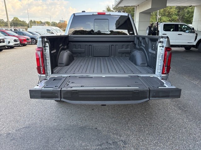New 2025 Ford F150 Lariat w/ Equipment Group 501A Mid image 10