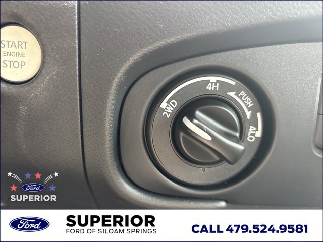 Used 2022 Nissan Frontier PRO-4X AWD/4WD image 31