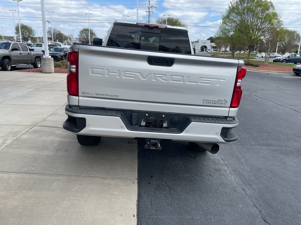 Used 2023 Chevrolet Silverado 2500 High Country w/ Z71 Off-Road Package image 4