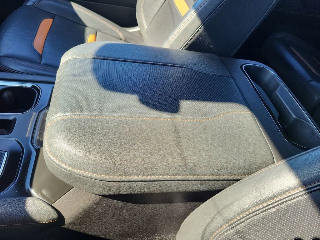 Used 2024 GMC Sierra 1500 AT4 w/ Technology Package image 23