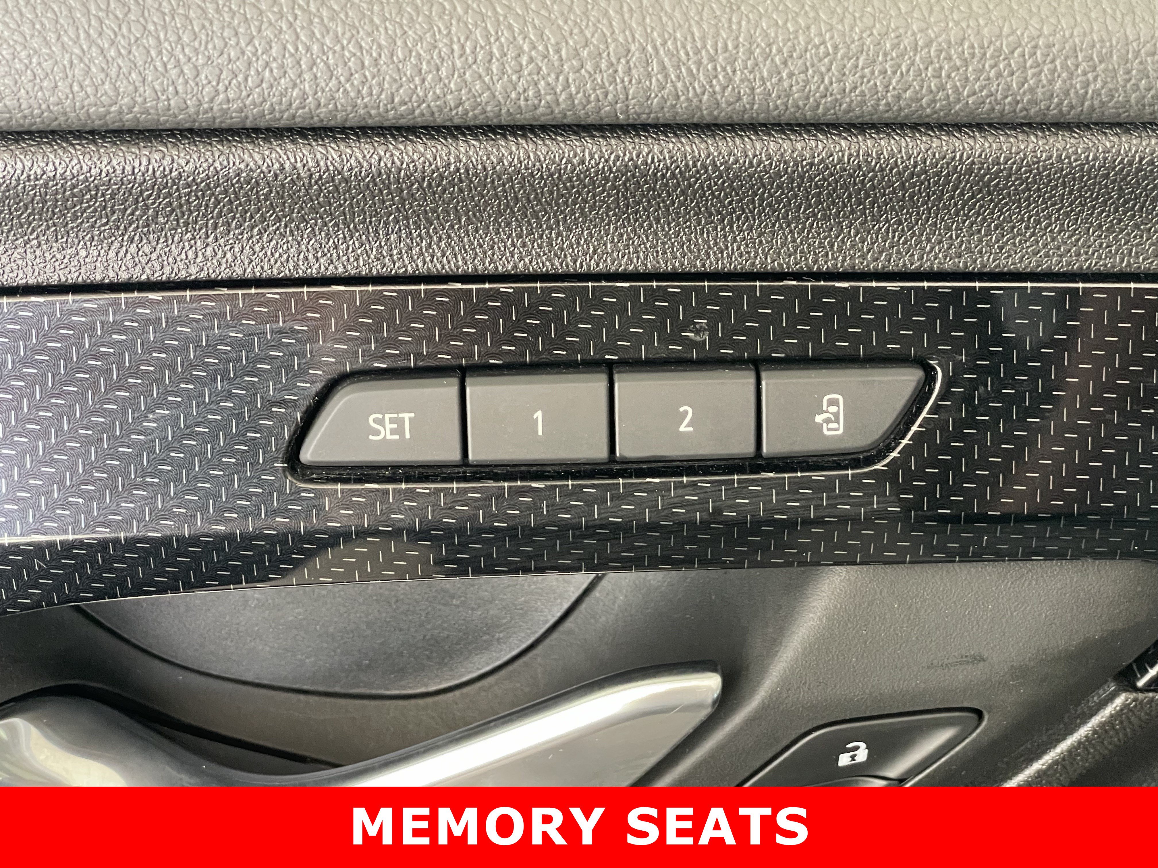 Certified 2024 GMC Terrain AT4 w/ Infotainment Package II AWD/4WD image 17