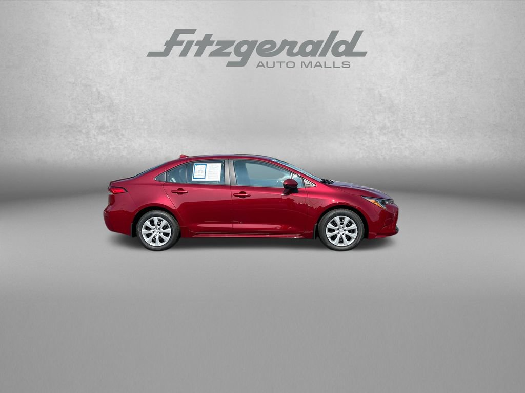 Used 2026 Toyota Corolla LE FWD image 9