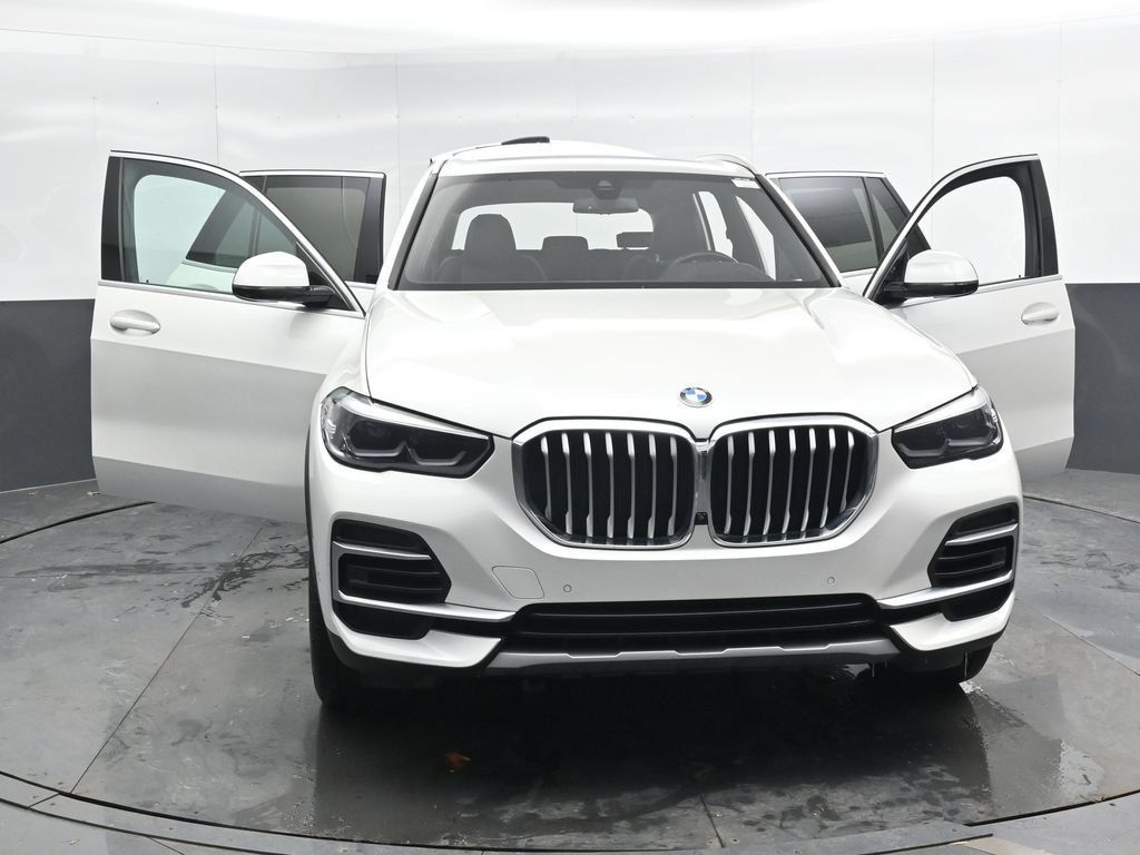 Used 2023 BMW X5 xDrive40i w/ Premium Package AWD/4WD image 52