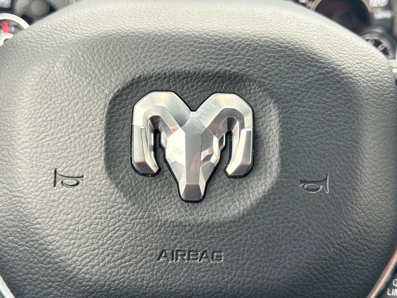 Used 2022 RAM 1500 Laramie image 32