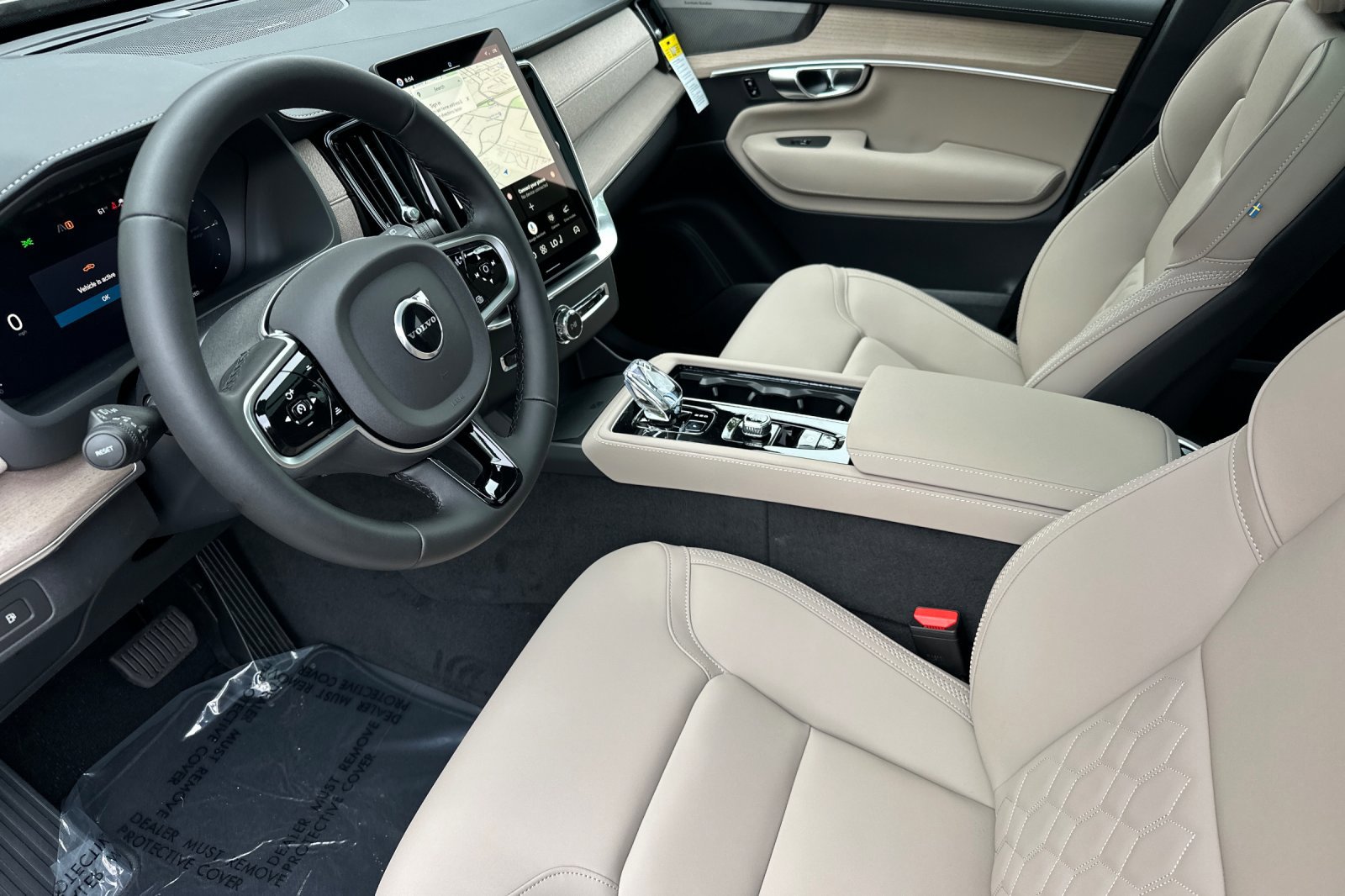 New 2026 Volvo XC90 T8 Plus AWD/4WD image 8