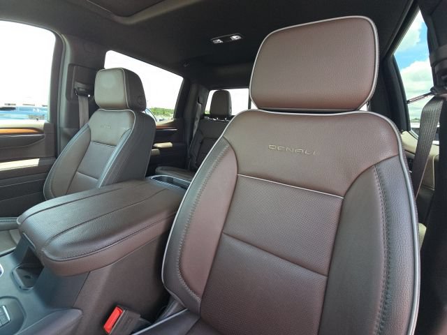 Used 2024 GMC Sierra 1500 Denali w/ Denali Reserve Package AWD/4WD image 23