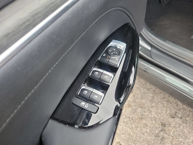 Used 2025 Kia K5 EX FWD image 13