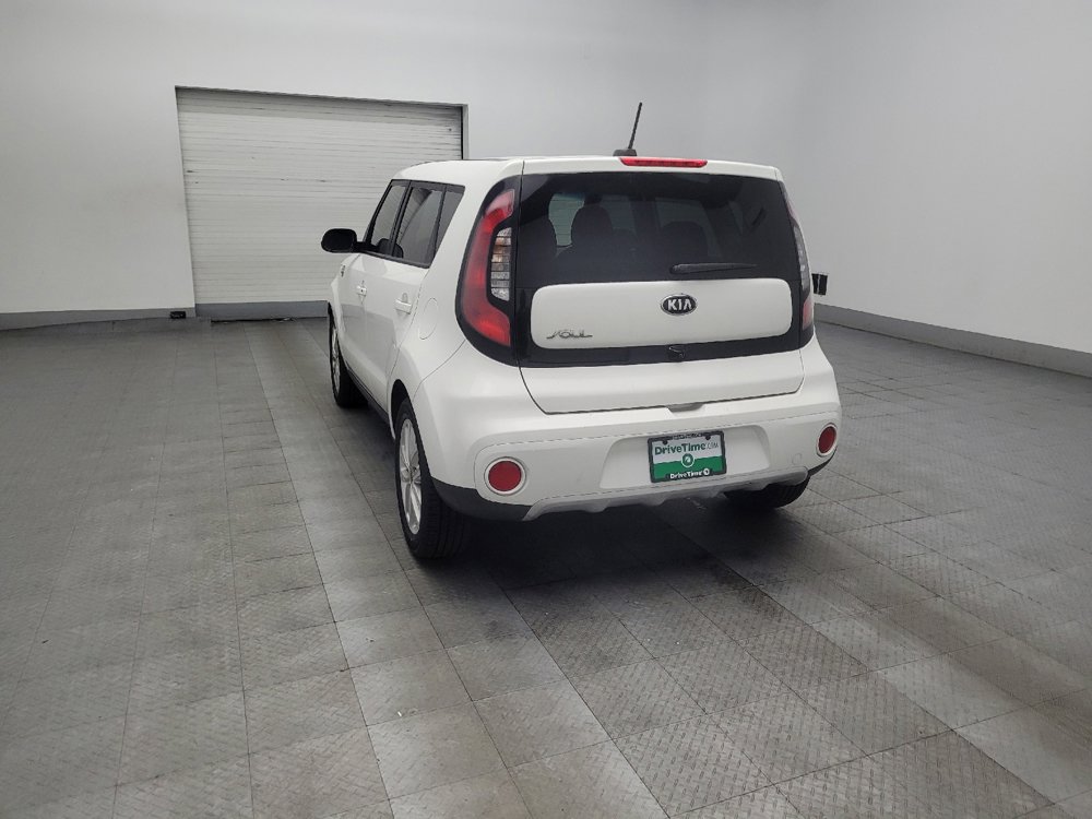 Used 2019 Kia Soul + FWD image 5