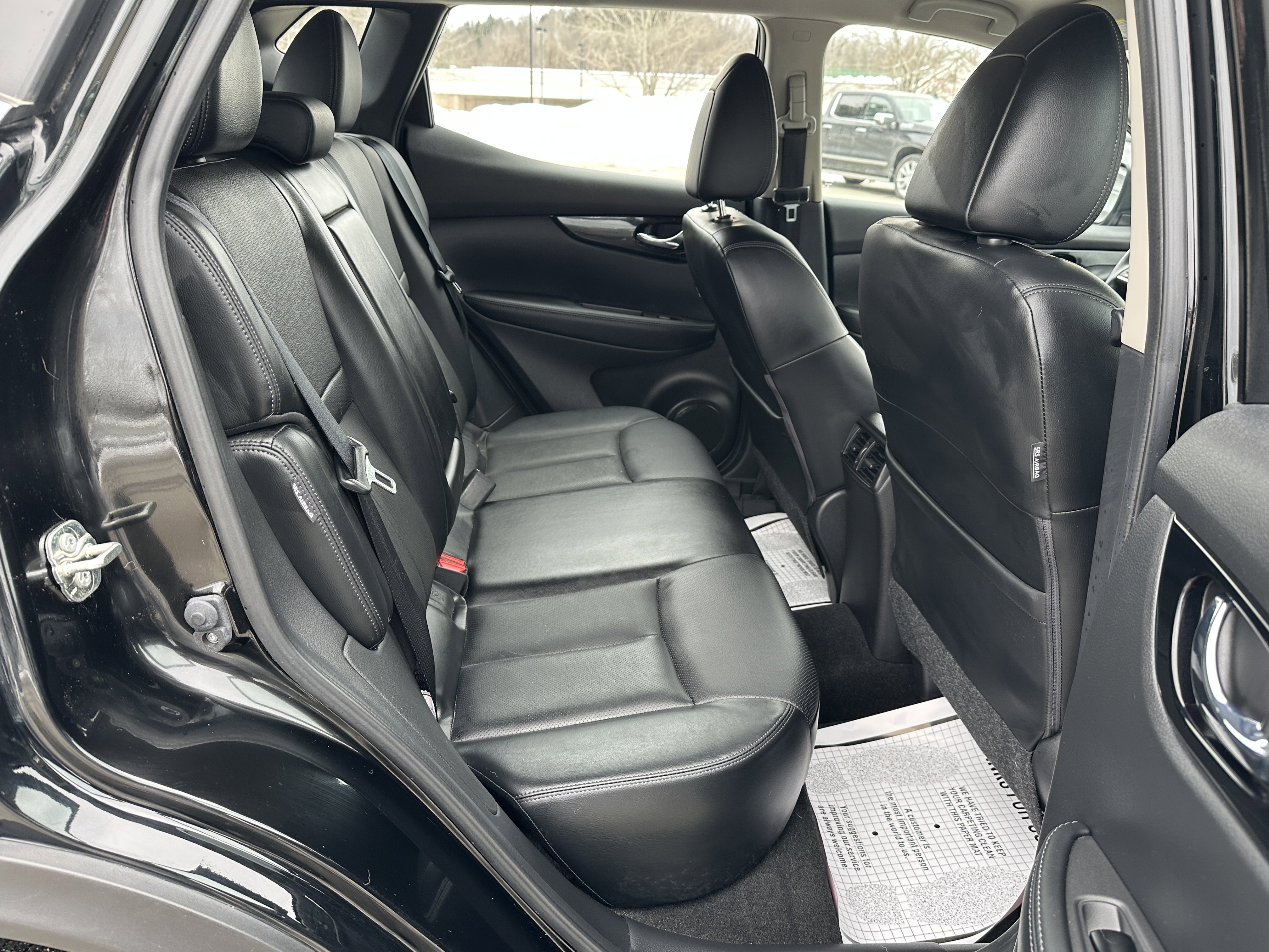 Used 2022 Nissan Rogue Sport SL image 15