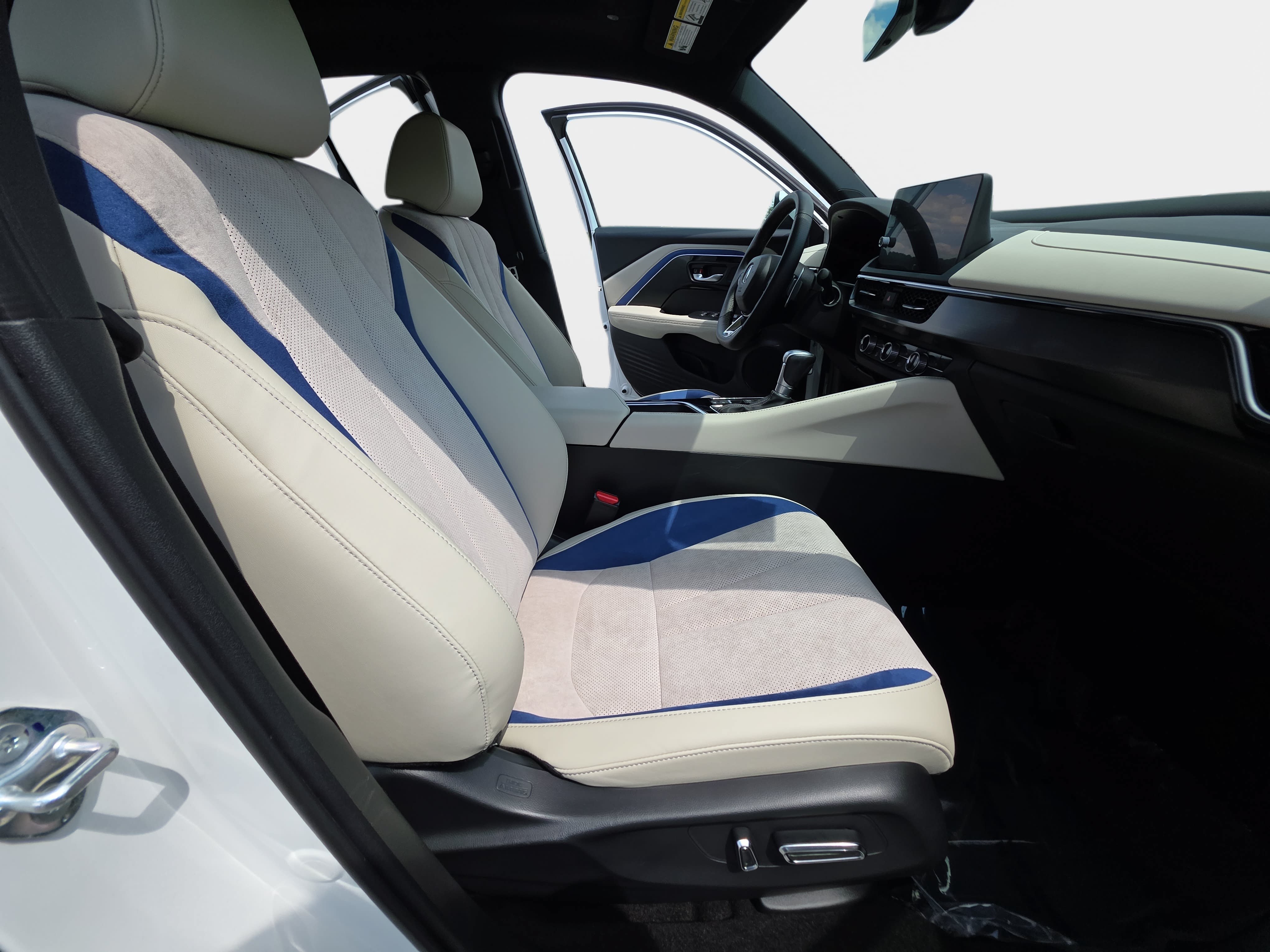 Used 2025 Acura ADX A-Spec AWD/4WD image 10
