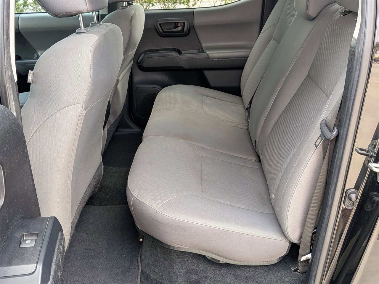 Used 2022 Toyota Tacoma SR image 21