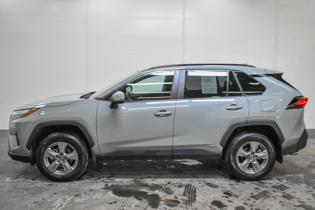 Used 2023 Toyota RAV4 XLE image 4