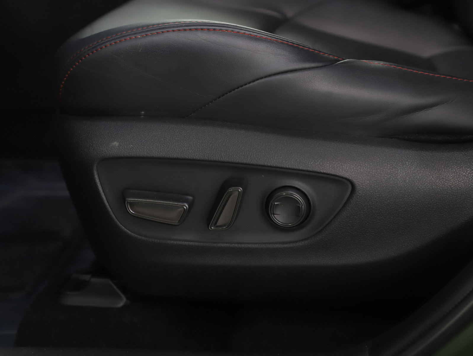 Used 2024 Toyota RAV4 TRD Off-Road image 28