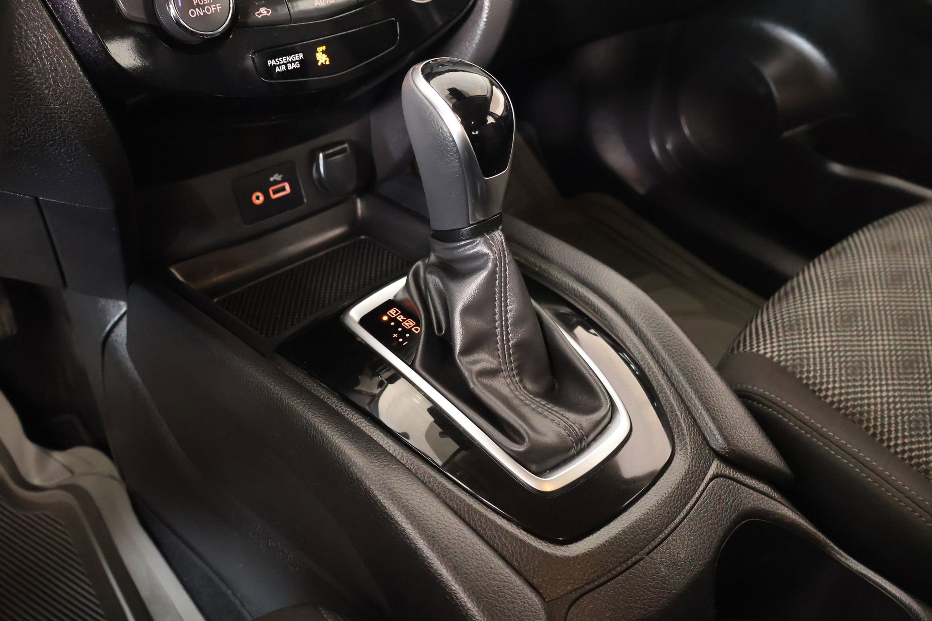 Used 2019 Nissan Rogue Sport SV image 7