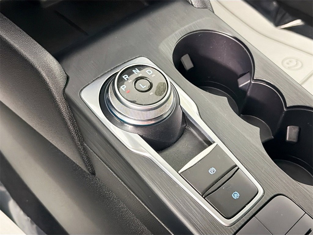 Used 2022 Ford Escape SE image 15