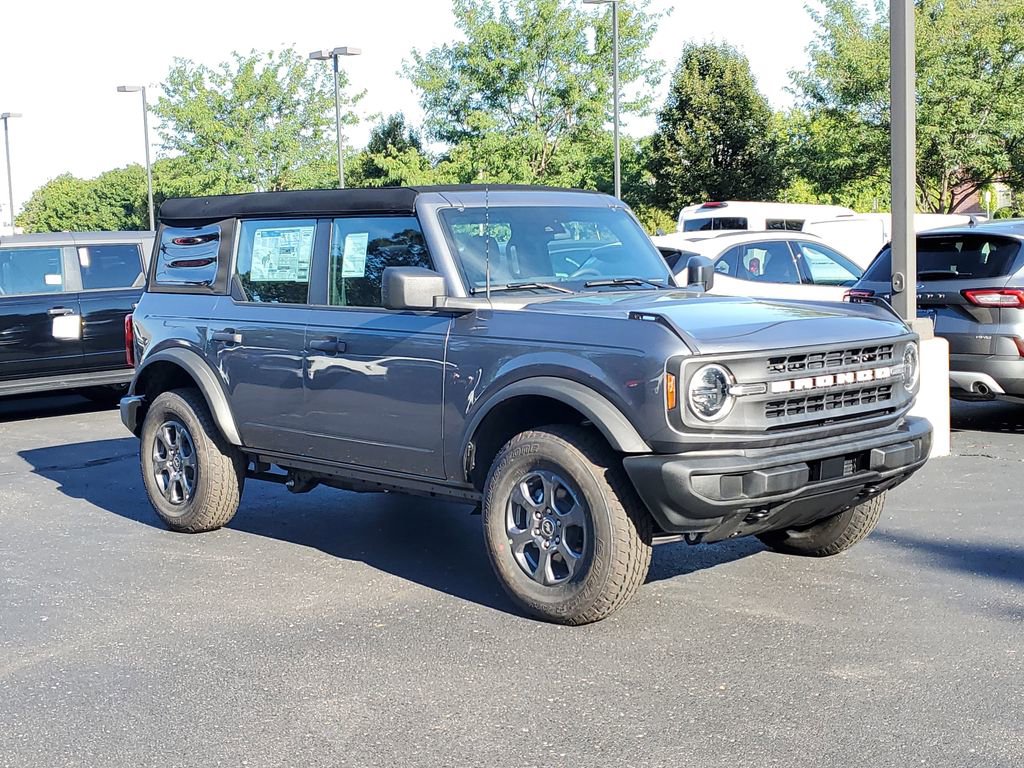 New 2025 Ford Bronco 4-Door AWD/4WD image 3
