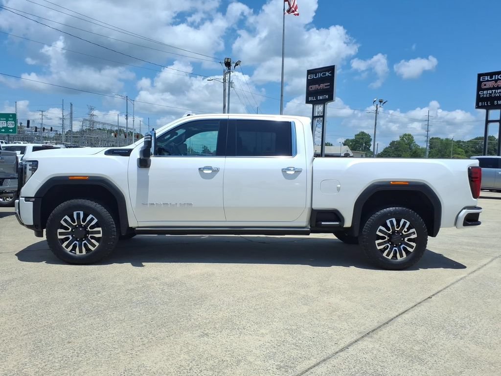 Used 2025 GMC Sierra 2500 Denali Ultimate AWD/4WD image 4