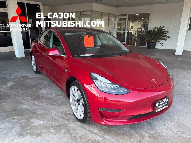 Used 2018 Tesla Model 3 Long Range RWD image 1