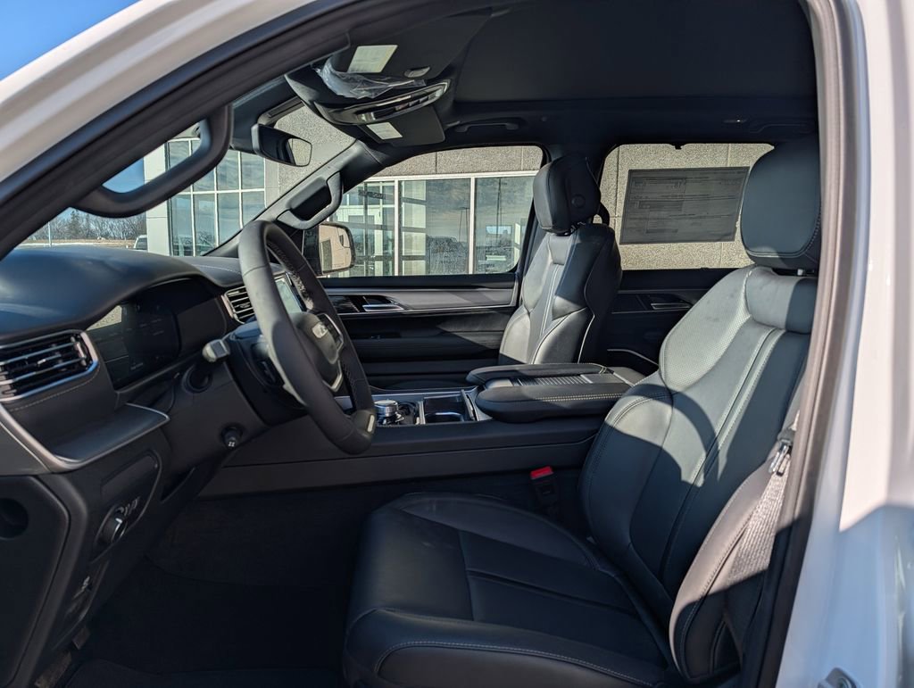 New 2026 Jeep Grand Wagoneer L Limited image 5