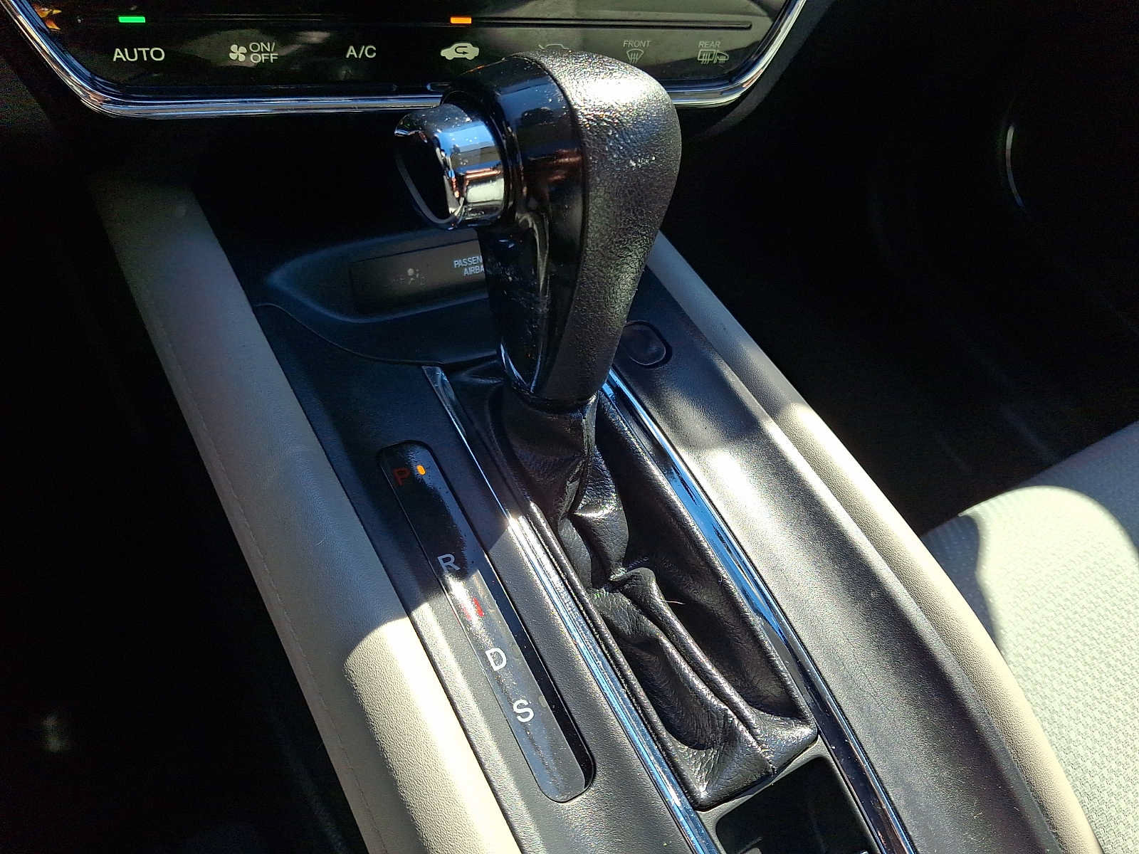 Used 2020 Honda HR-V EX image 15