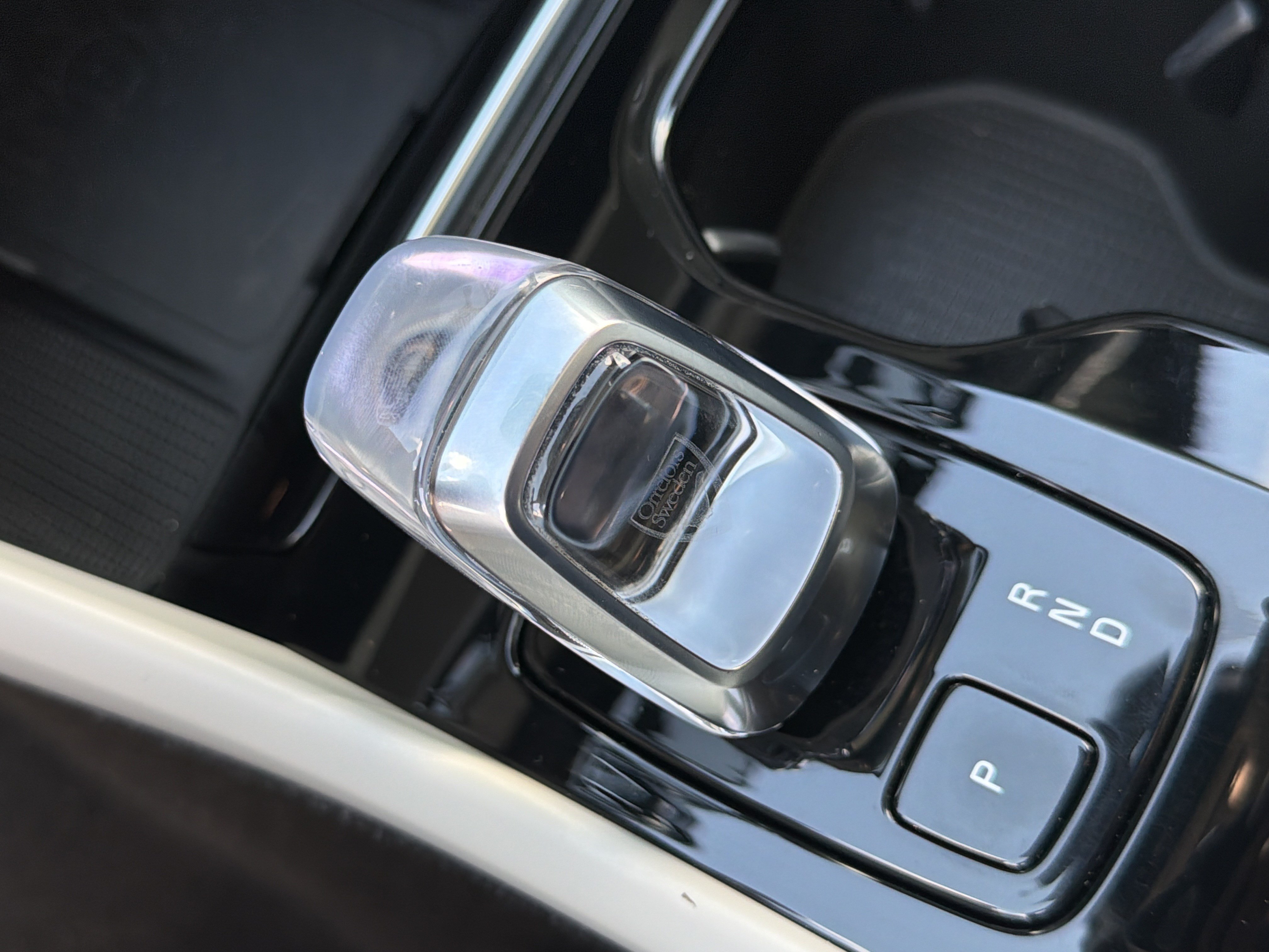 Used 2023 Volvo XC40 B4 Ultimate FWD image 37