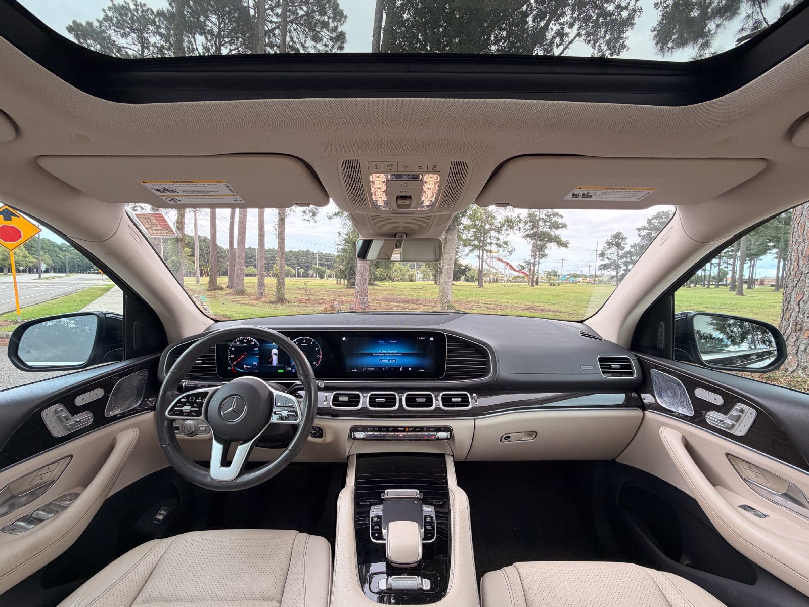 Used 2020 Mercedes-Benz GLS 450 4MATIC image 2