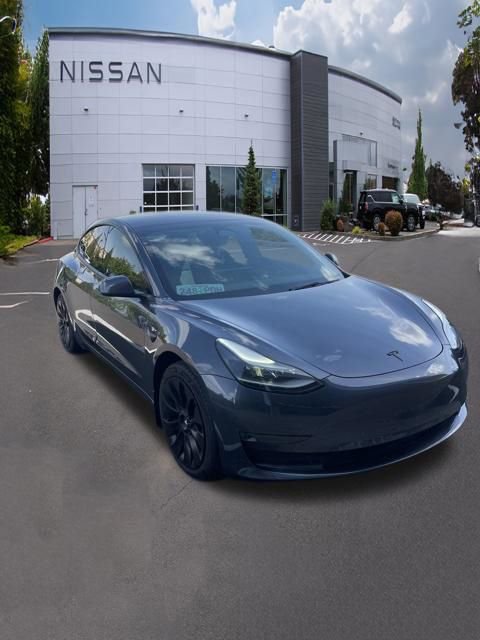 Used 2023 Tesla Model 3 Standard Range image 18