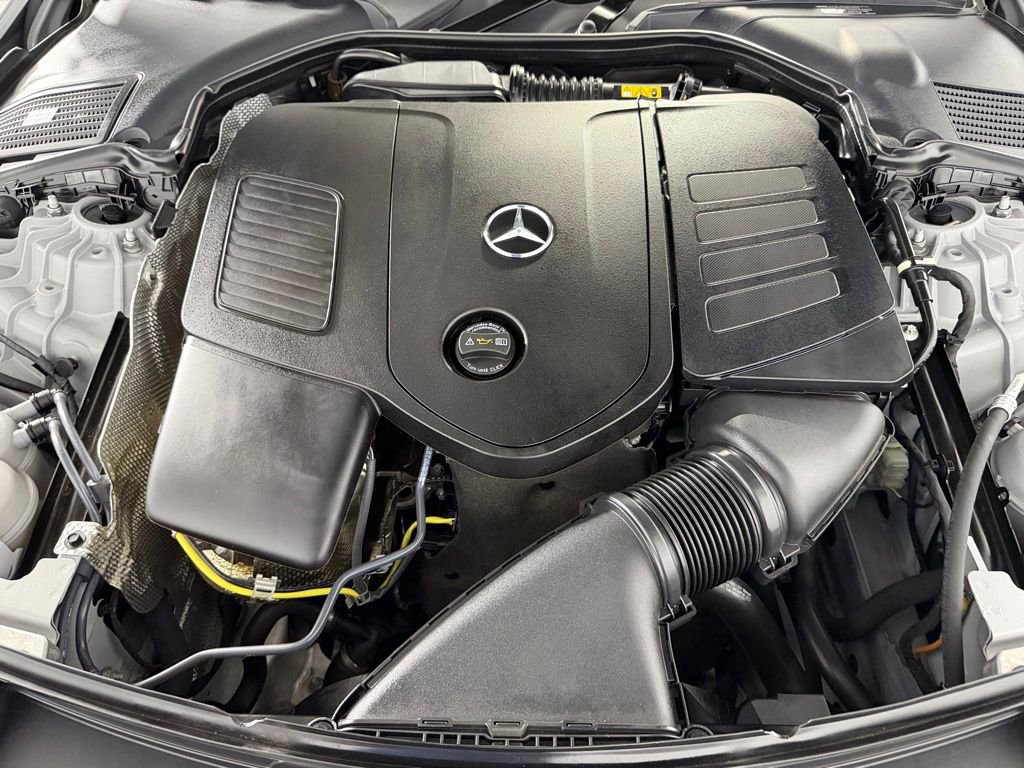 Used 2024 Mercedes-Benz CLE 300 4MATIC Coupe image 33