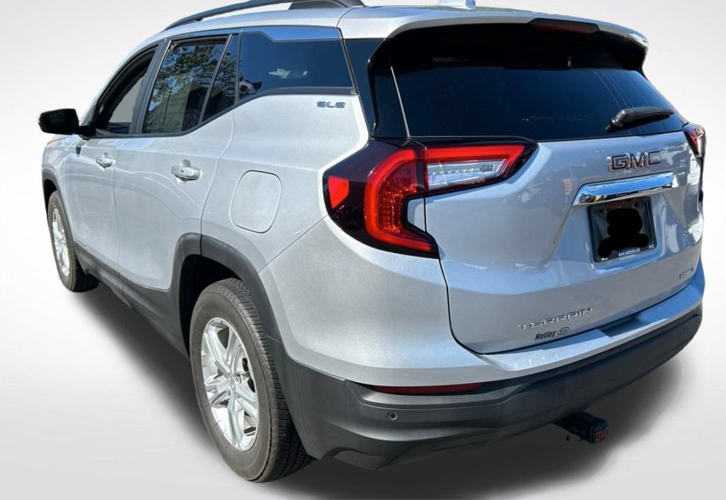 Used 2022 GMC Terrain SLE w/ Driver Convenience Package AWD/4WD image 7