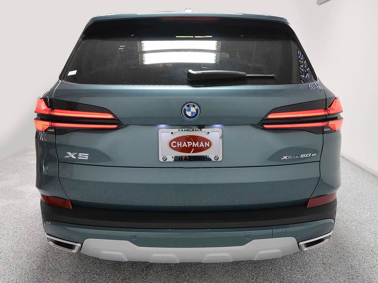 Used 2026 BMW X5 xDrive50e w/ Premium Package AWD/4WD image 4