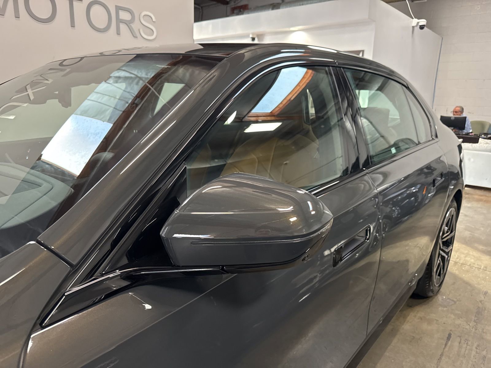 Used 2025 BMW i7 xDrive60 image 6