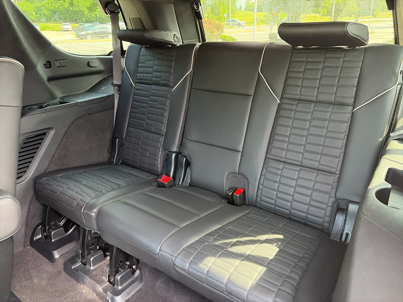 Certified 2023 Cadillac Escalade Sport Platinum w/ LPO, ONYX Package AWD/4WD image 9