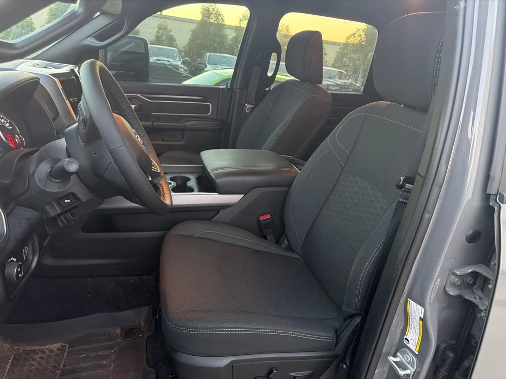 Used 2025 RAM 2500 Big Horn AWD/4WD image 20