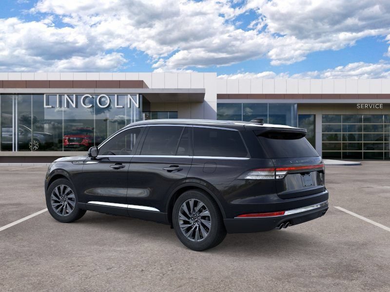 New 2026 Lincoln Aviator 2WD image 4