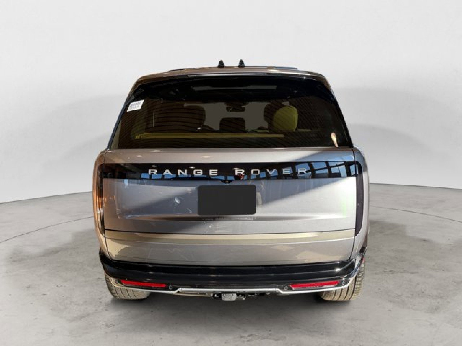 New 2026 Land Rover Range Rover SE image 5