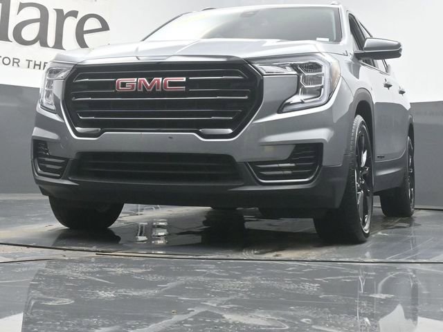 Used 2023 GMC Terrain SLE w/ Driver Convenience Package image 56