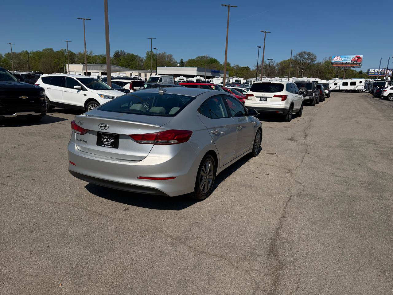 Used 2018 Hyundai Elantra SEL w/ Cargo Package FWD image 3
