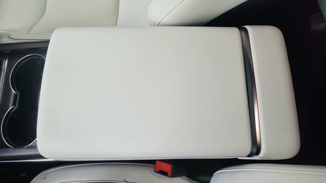 Used 2022 Tesla Model X Plaid image 58