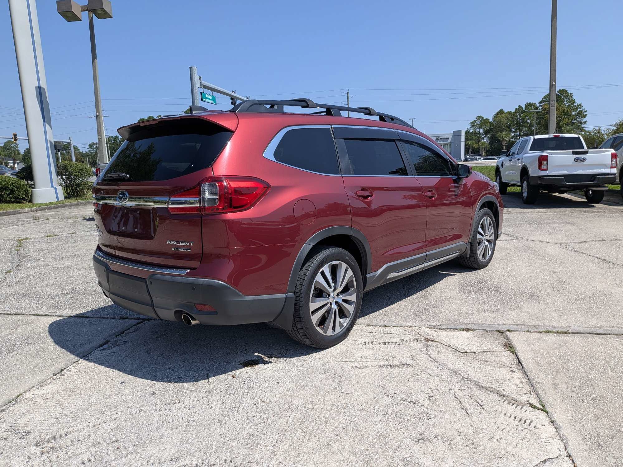 Used 2020 Subaru Ascent Limited w/ Popular Package #2 AWD/4WD image 4