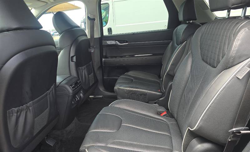 Used 2025 Hyundai Palisade Limited AWD/4WD image 9