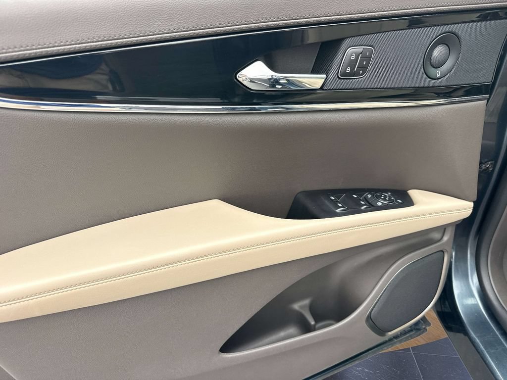 Certified 2023 Lincoln Nautilus Reserve w/ Luxury Package FWD image 21