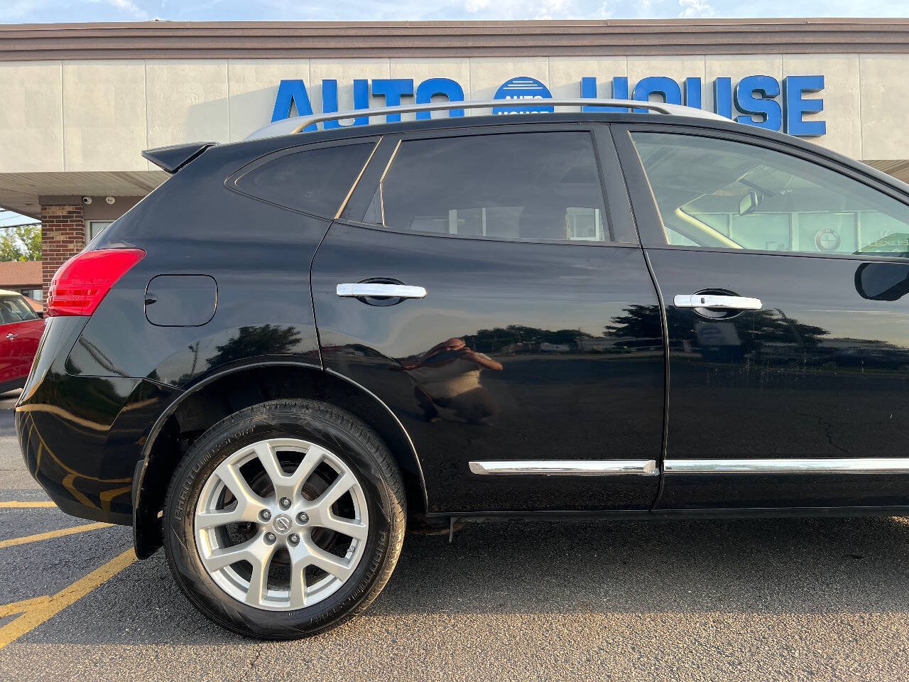Used 2012 Nissan Rogue SL AWD/4WD image 40
